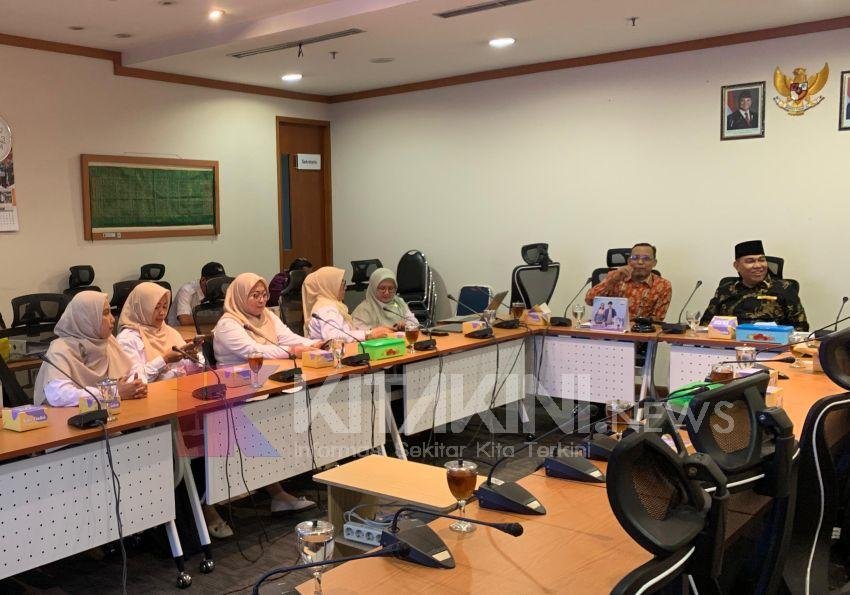 Kepsek SMKN 8 Medan Bantah Tudingan LSM Soal Korupsi Dana Bos