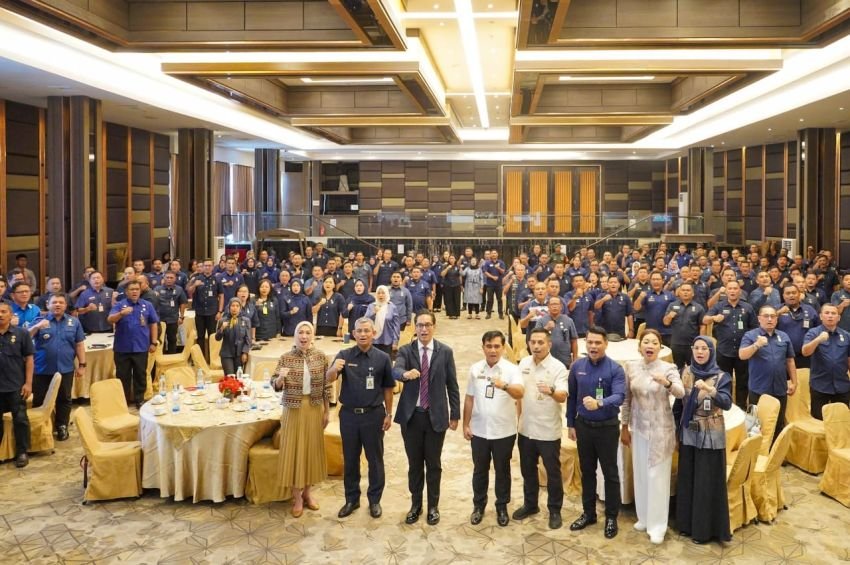 Bimtek Service Excellent, Wali Kota Medan Tekankan Pentingnya Pelayanan Publik