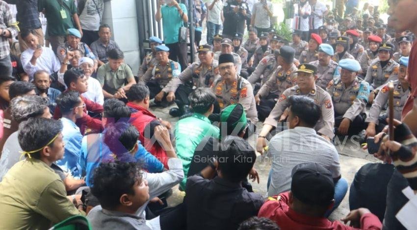 Kapolres Langkat Pimpin Pengamanan Aksi Unjuk Rasa
