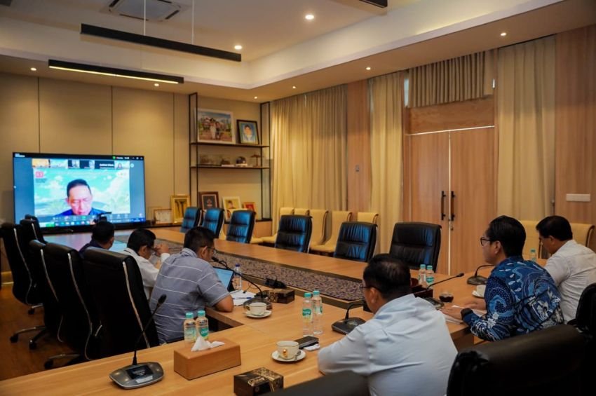 Wali Kota Medan Sampaikan Nota Pengantar Perubahan APBD 2025 dalam Rapat Paripurna Daring DPRD