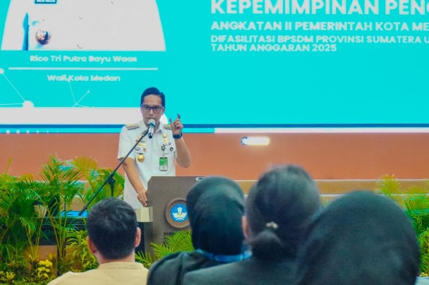 Rico Waas Tekankan Tiga Pilar Utama Kepemimpinan ASN: Manajerial, Integritas, dan Adaptif