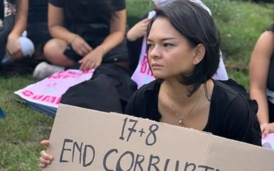 Nanda Gita Pilih Ikut Demo di Belanda