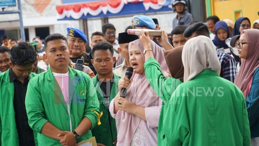 Al Quran di Atas Kepala, Ketua DPRD Sidimpuan Janji Perjuangkan Hak Rakyat