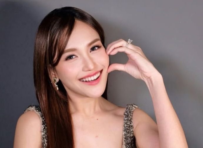 Horor! Rumah Didatangi Babi Ngepet, Ayu Ting Ting Panik dan Teriak