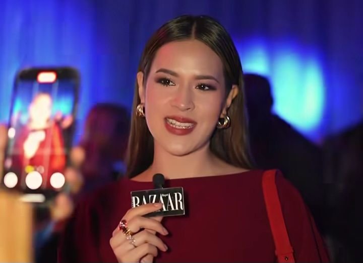 Raisa Memukau saat Hadir di Paris Fashion Week