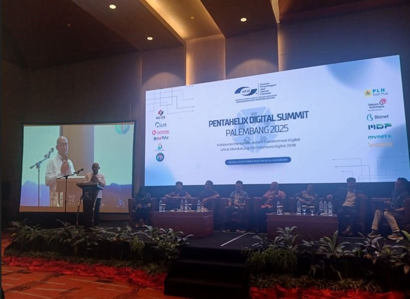 Dukung Pentahelix Digital Summit Palembang 2025, XLSMART Perkuat Infrastruktur Digital Indonesia