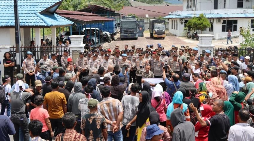 Ratusan Massa FORMAS Desak Usut Dugaan Penyelewengan Dana Desa Sejak 2017