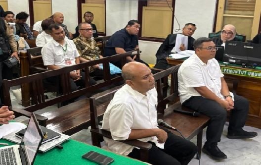 Kirun Bernyanyi Kode Rahasia "Seperti Biasa" untuk Fee Topan