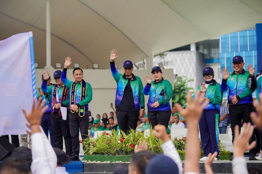 Wali Kota Medan Buka Porkot XV: “Camat Jangan Tinggalkan Atletnya, Ini Ajang Semangat Juang dan Kebersamaan!