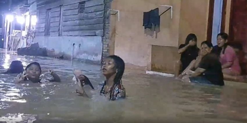Ratusan Rumah Terendam Banjir di Kota Tebing Tinggi