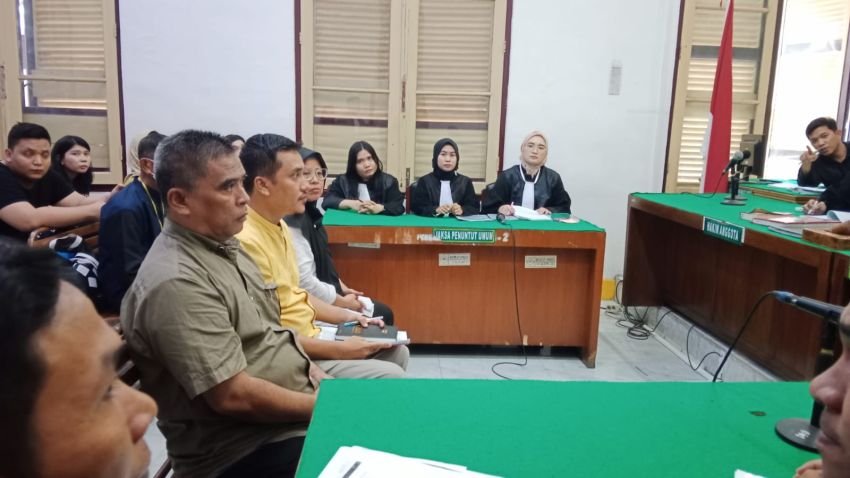 Rugikan Negara Rp826,7 Juta, Tiga Terdakwa Korupsi Dana BOS SMAN 16 Medan Diadili