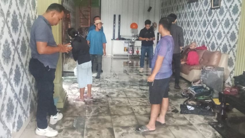 Rumah Hakim Kasus Dugaan Korupsi TOP Terbakar