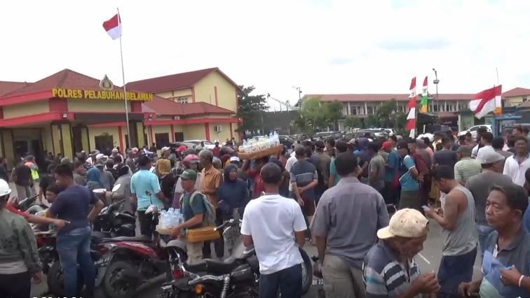 Kejahatan di Belawan Meningkat, Ratusan Masyatakat Datangi Polres