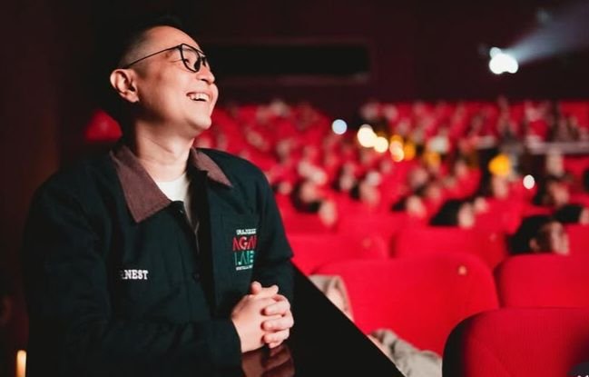 Agak Laen 2 Tayang Pas dengan Bencana di Sumut, Ernest Prakasa Tahan Bahagia