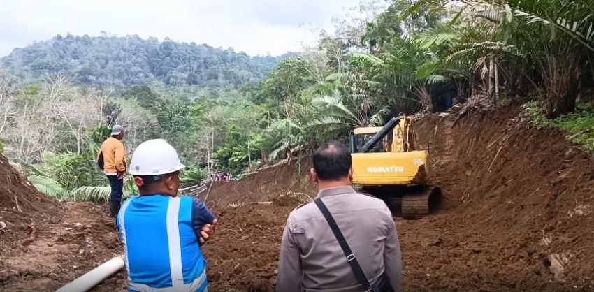 Jalan Nasional Lintas Sidimpuan-Tapsel Masih Putus Total