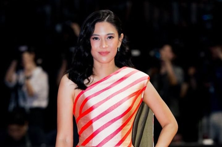 Dian Sastro Punya Peran Ganda di Film Terbaru, Bukan Sekadar Akting