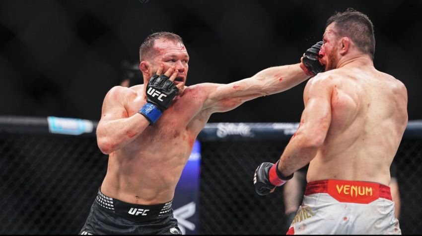 Spektakuler! Petr Yan Kalahkan Merab Dvalishvili dan Raih Kembali Gelar Juara Kelas Bantam UFC