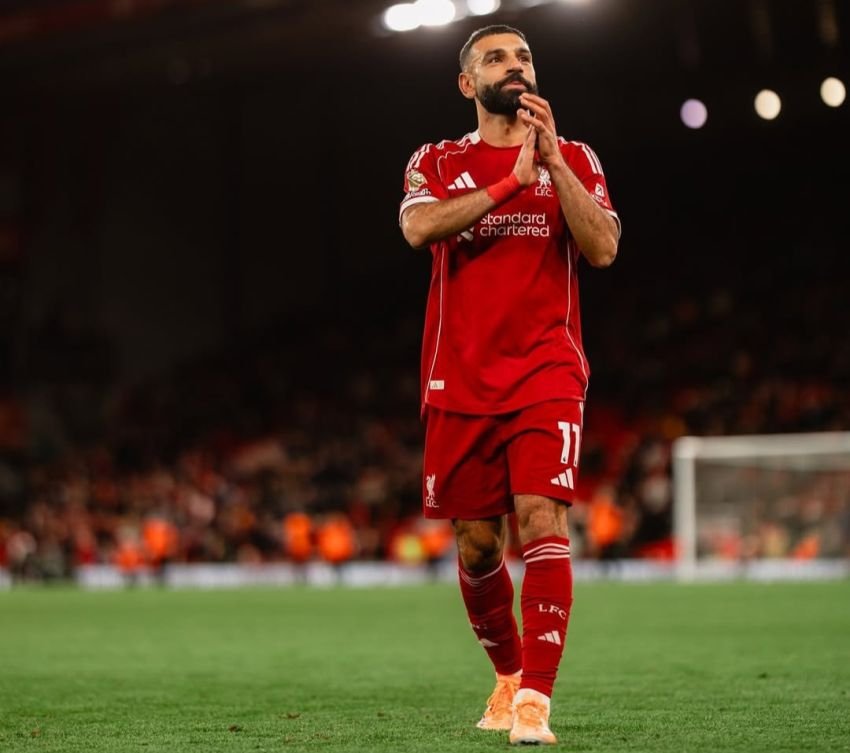 Bungkam Pengkritik dengan Aksi, Mo Salah Ingatkan Peran Pentingnya di Liverpool Lewat Assist Pengubah Sejarah