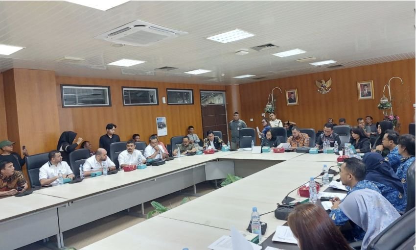 DPRD Medan Sahuti Aspirasi Warga, Minta PT Agro Ray Mas Supaya Ditutup