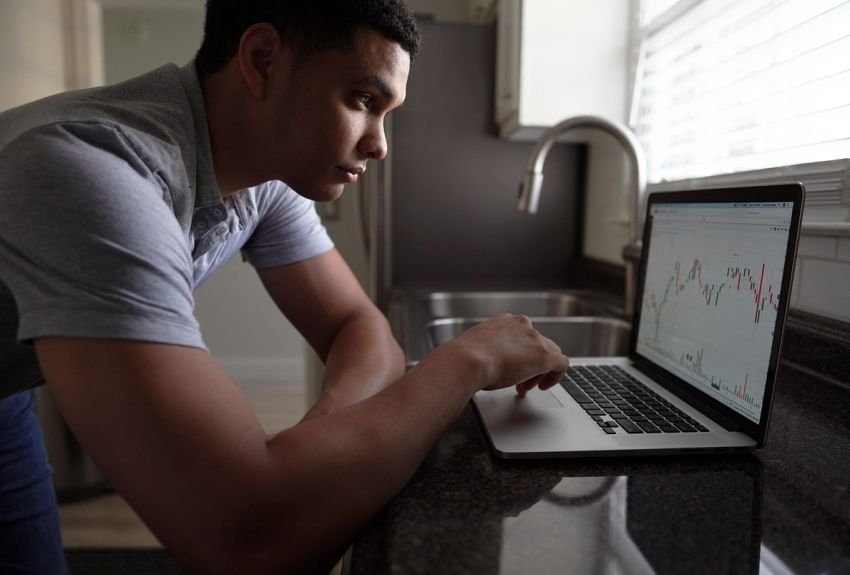 Konsentrasi Investor Pasar Modal di Sumut Terpusat di Medan, Didominasi Laki-Laki dan Generasi Z