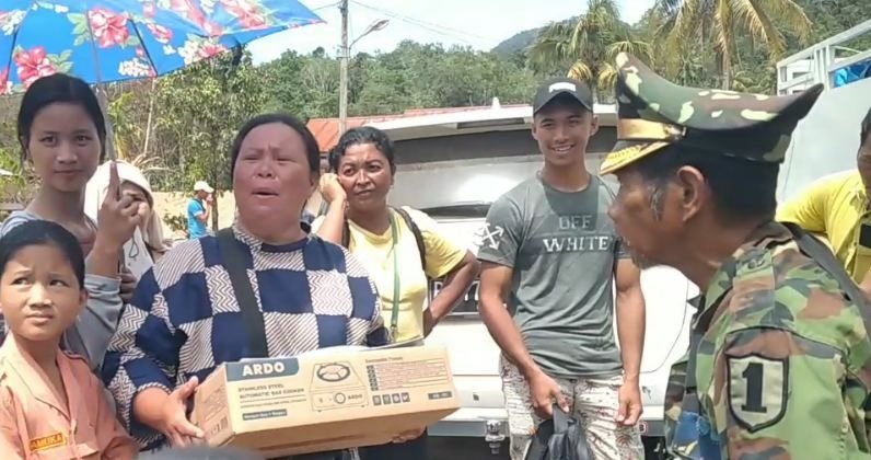 Percepat Pemulihan, Ribuan Paket Kompor Gas Dibagi Kepada Jemaat 7 Gereja di Tapteng