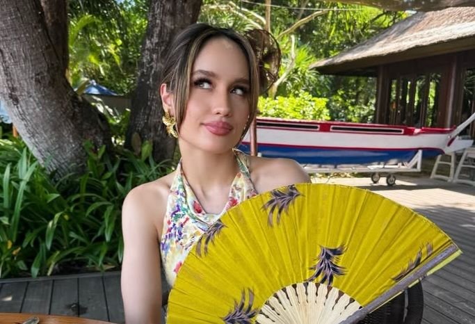 Rayakan Tahun Baru, Cinta Laura Pilih Semedi di Thailand