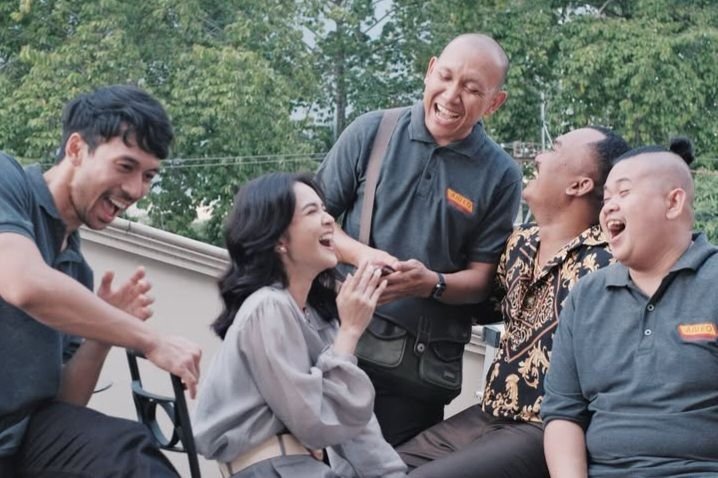 Lepas Agak Laen, Oki Rengga Beradu Akting dengan Lolox dan Michelle Ziudith